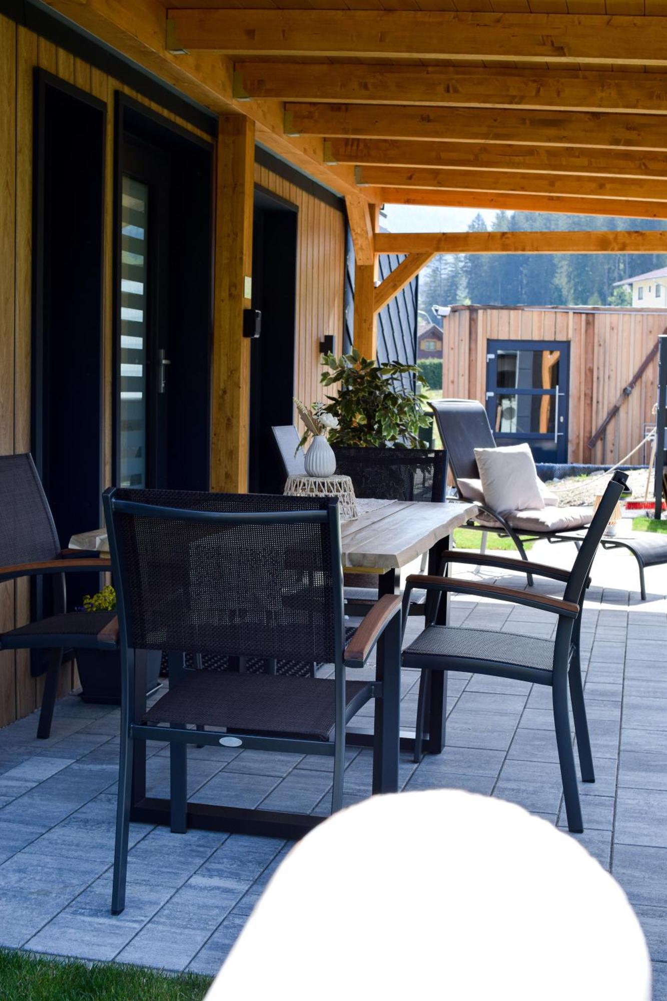 Chalet Stuhleckblick-Ferienhaus Direkt An Der Piste Und Mit Eigener Sauna シュピタール・アム・ゼンメリング エクステリア 写真